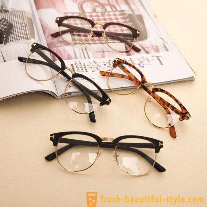 Branding lasit, kirkas lasi: ominaisuuksia, malleja ja arvostelut