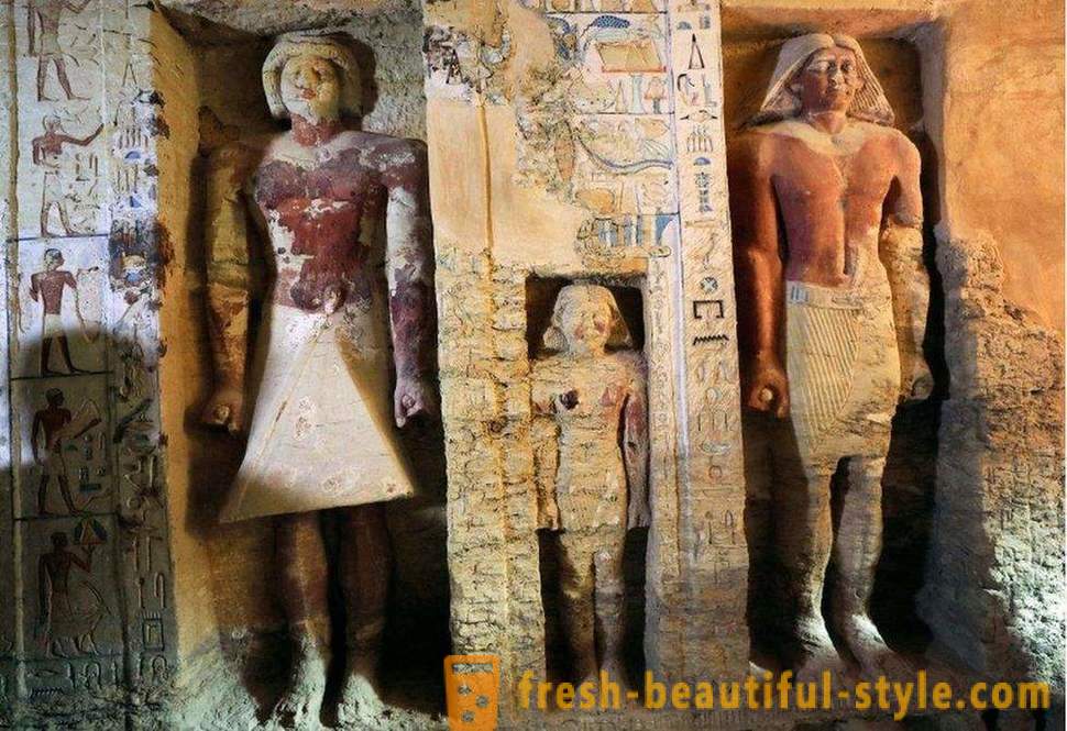 Egyptissä, löysi hauta papin