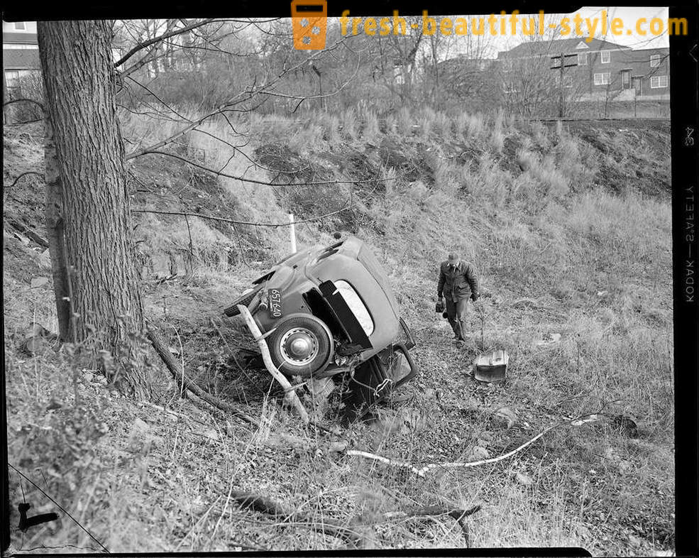 Valokuvakokoelma tieliikenneonnettomuuksien Amerikan vuosina 1930-1950