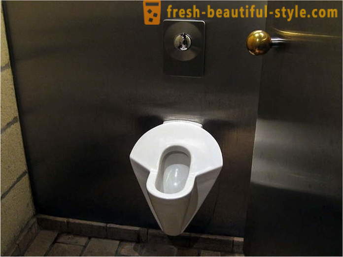 Saksassa, me tajunnut, miten vähentää jonoja naisten wc