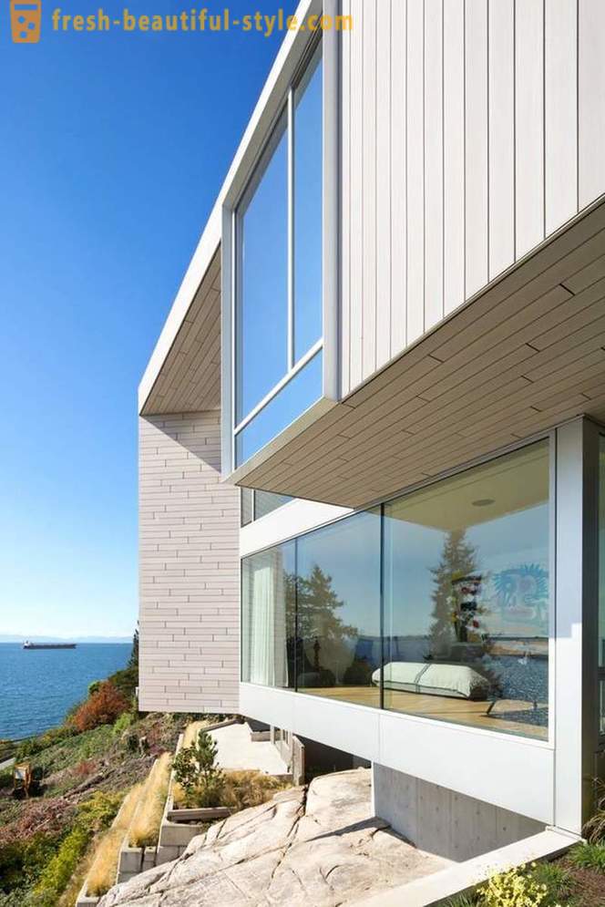 Arkkitehtuuri ja sisustus talon meren West Vancouver
