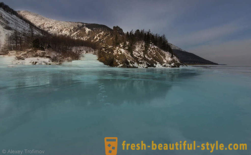 Baikal jäätä