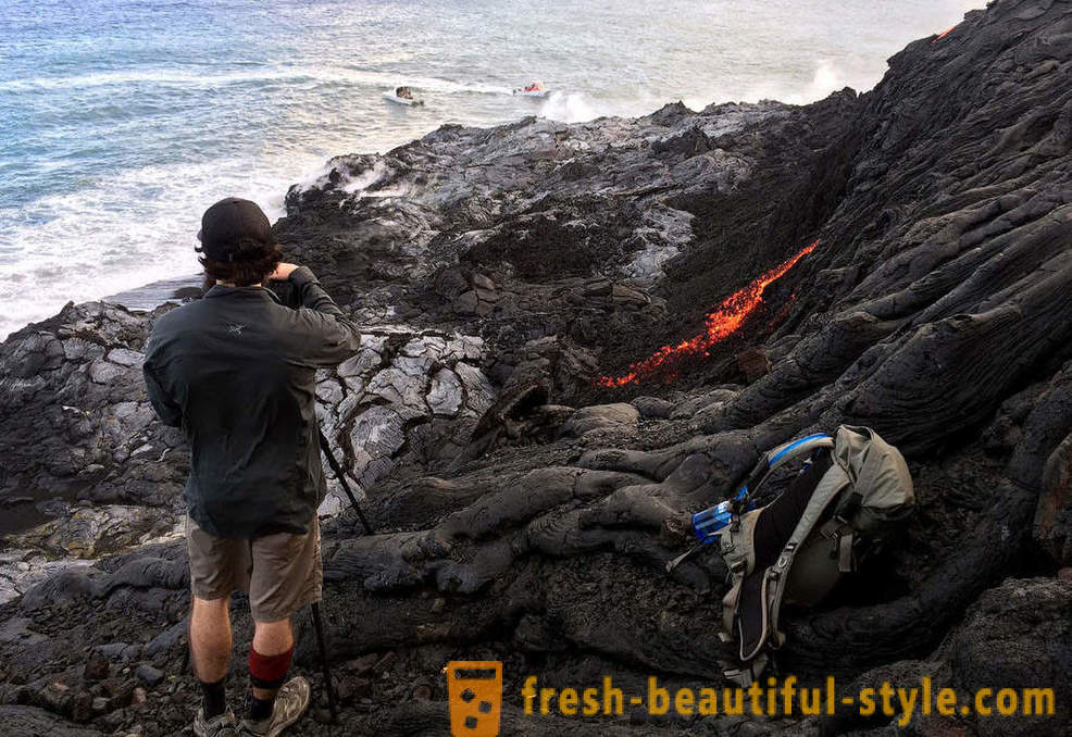 Tulivuoren laava virtaa Kilauea Hawaii