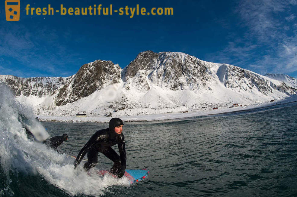 Extreme Arctic surffaajien