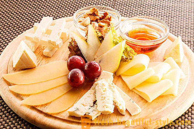 10 käytännön vinkkejä, miten syödä juustoa eikä lihoa