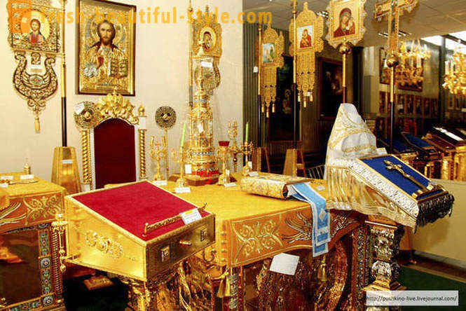 Jossa he tekevät ruokailuvälineet Venäjän ortodoksisen kirkon