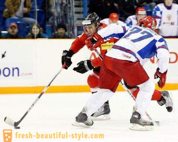 Maksim Tšudinov: SKA jääkiekko puolustaja
