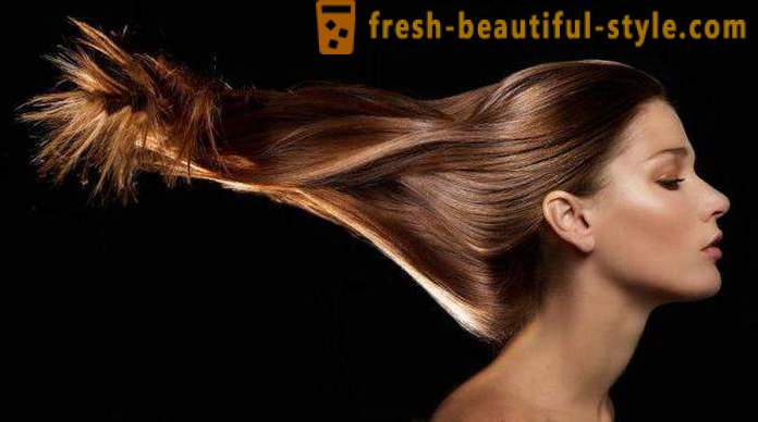 Kuinka nopeasti kuivaa hiukset ilman hiustenkuivaajaa? Ohjaamme kauneutta poikkeusoloissa!
