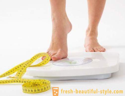 Miten kiristää ihon jälkeen laihtuminen: yksinkertainen ja tehokkaita tapoja